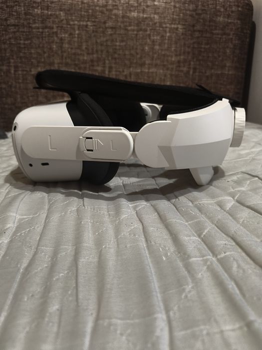 Продам или обменяю oculus quest 2