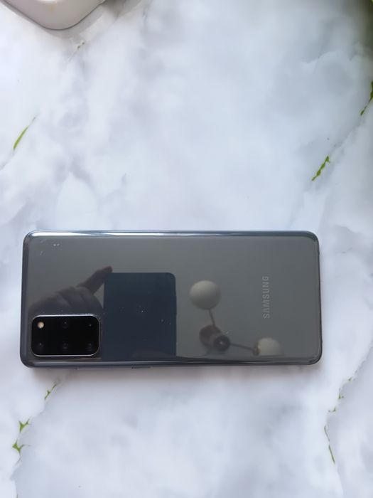 Самунг.  s20 самсунг