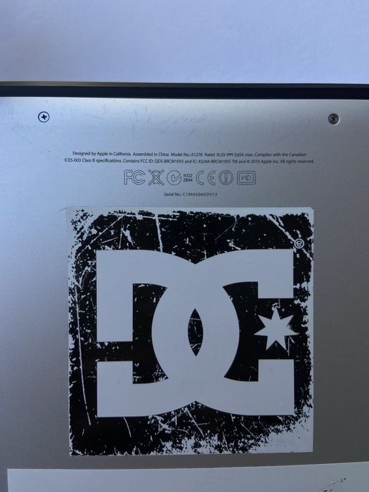 Продам MacBook Pro 13” (2011) – 8 ГБ ОЗУ, SSD 240 ГБ
