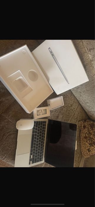 MacBook Air  13-inch