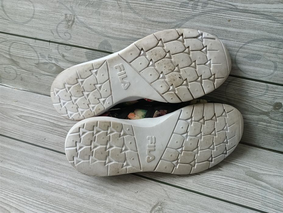 Fila N 39 маратонки