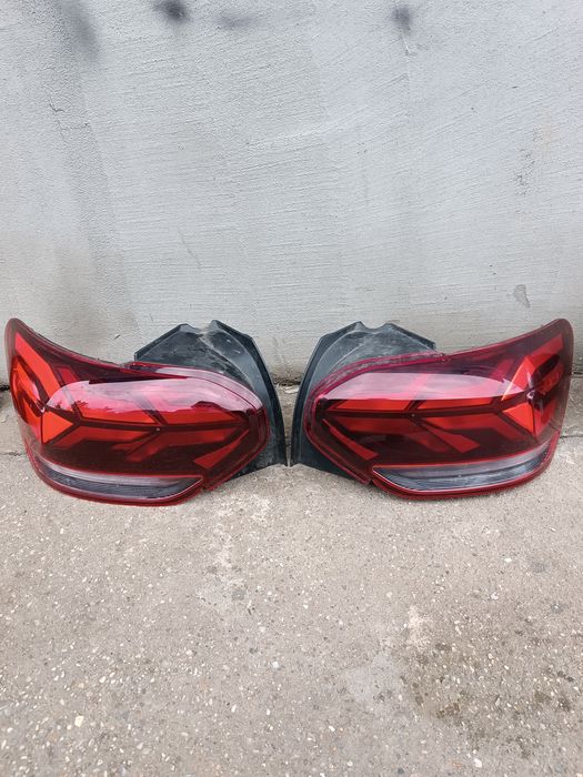 Lampa far stop Megane3 Clio4 Scenic2 Megane2 Dacia Duster2 Logan2 Logan3 Stepway Jogger Arkana Megane2 Scenic2 Clio3 Lampa stop Logan Jogger Sandero