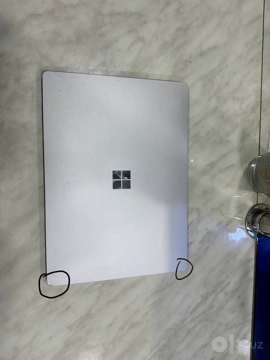 Microsoft surface 4