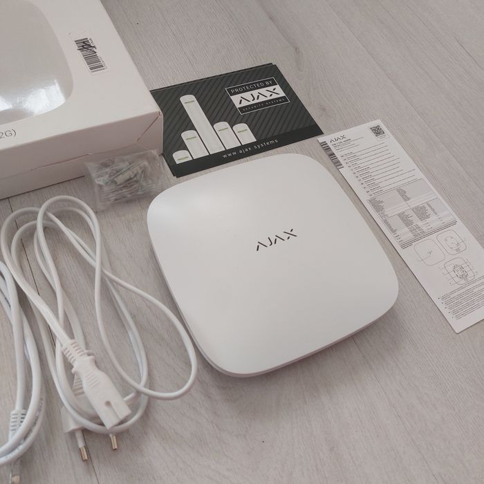 Алармен Хъб Ajax Hub 2 (2G) Jeweller – Бял / Безжична Централа с Фотоверификация