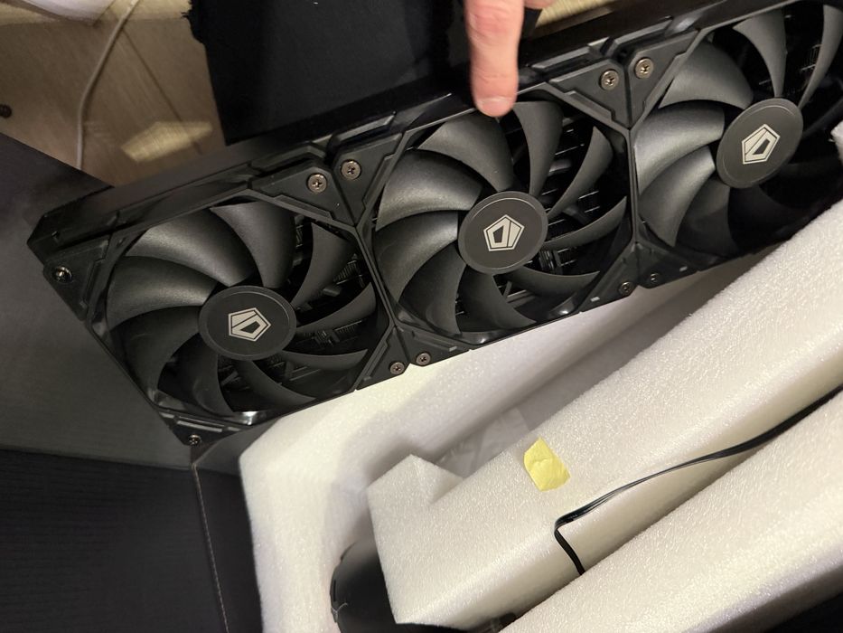 Сжо id-cooling 360mm ARGB