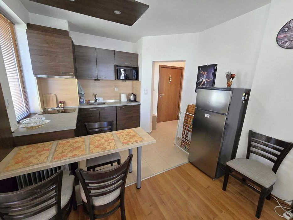 Дава се под наем Двустаен апартамент в Банско - 62 кв.м за 380 € - Снимка #2