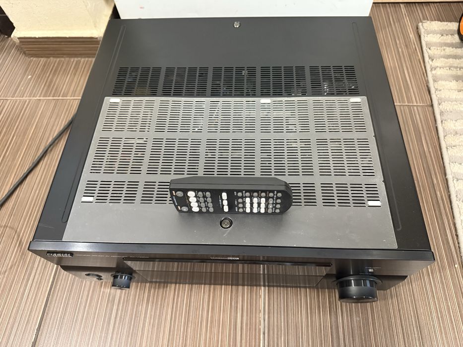 Yamaha RX-V3900 Качествен ресивър