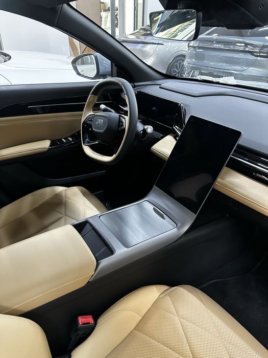 Geely galaxy L6 hybrid