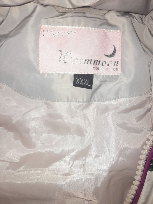 Продам куртку для девочек