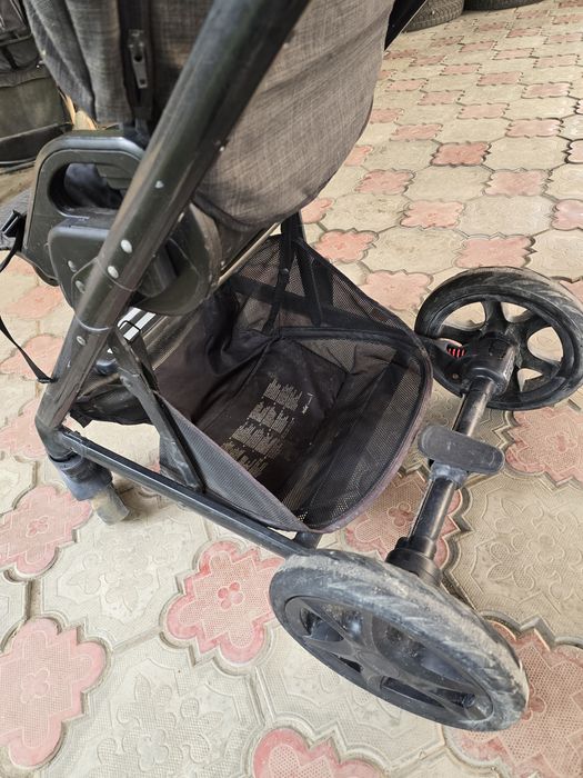 Срочно! Продам коляску Joie Chrome 2 в 1