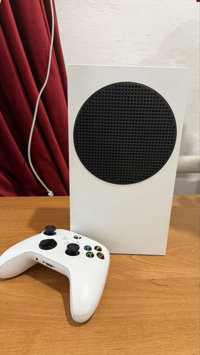 Xbox Series S продам