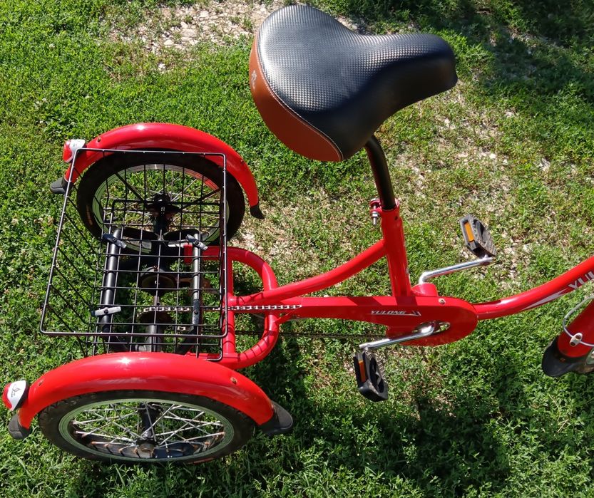Bicicleta cu 3 roți