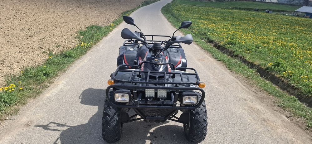 Vand linhai 300cc cu acte