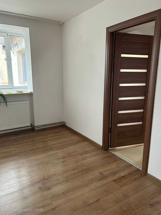 Vindem apartament pe strada Marly