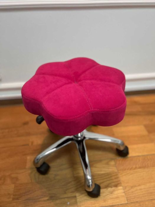 Стулья для косметолога