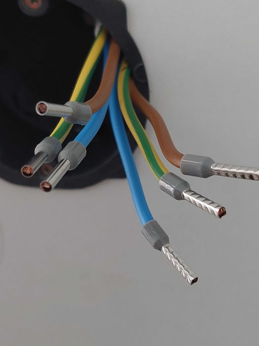 Electrician calificat, rapid si accesibil