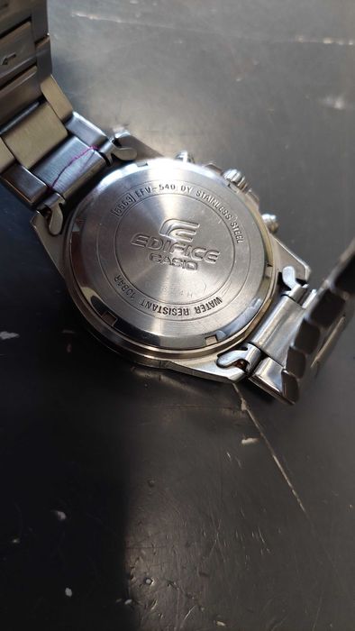 Часовник Casio Edifice