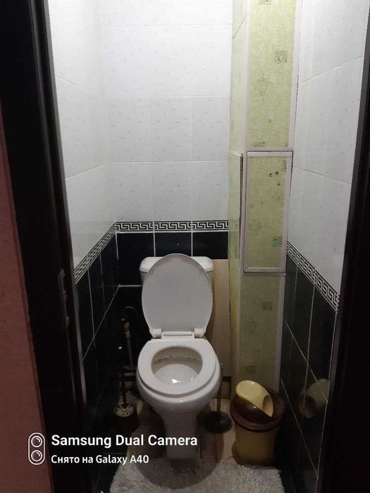 Шаҳар марказида  2/3 хонали уй сотилади!