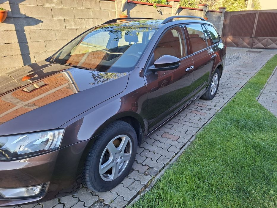 SKODA Octavia 2013 — imagine 3