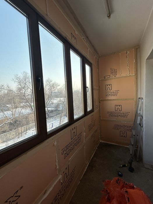 Ремонт балкона, утепление обшивка