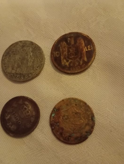 Vând colecție de bani românești