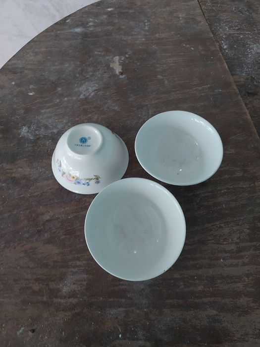 Продаётся посуда по 3,500 сум