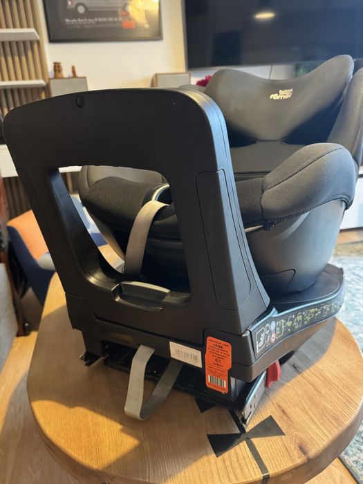 Scaun auto pentru copii Britac Romer Dualfix Pro M rotativ