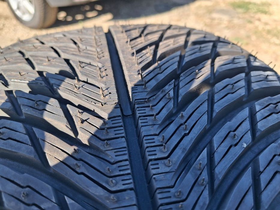 Зимни Гуми  Michelin Alpin 5 Suv 235 55 19. НОВИ!!!