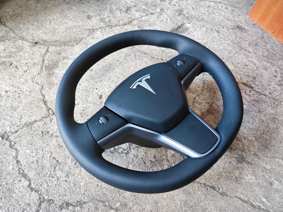 Оригинален Кожен волан Tesla 3 2021 черно кормило Тесла модел 3