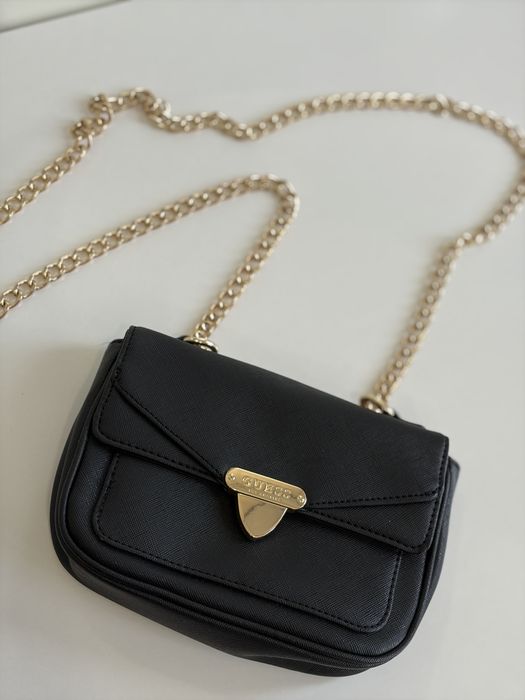 Продам мини-сумочку Guess оригинал