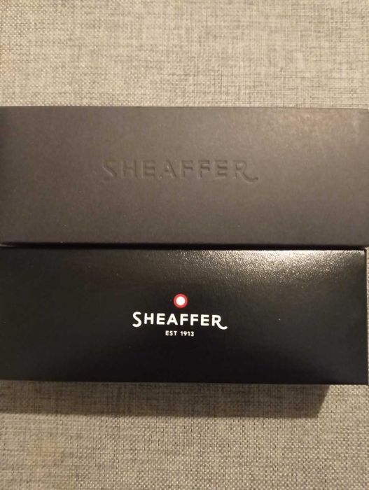 Луксозен химикал Sheaffer with gold trim