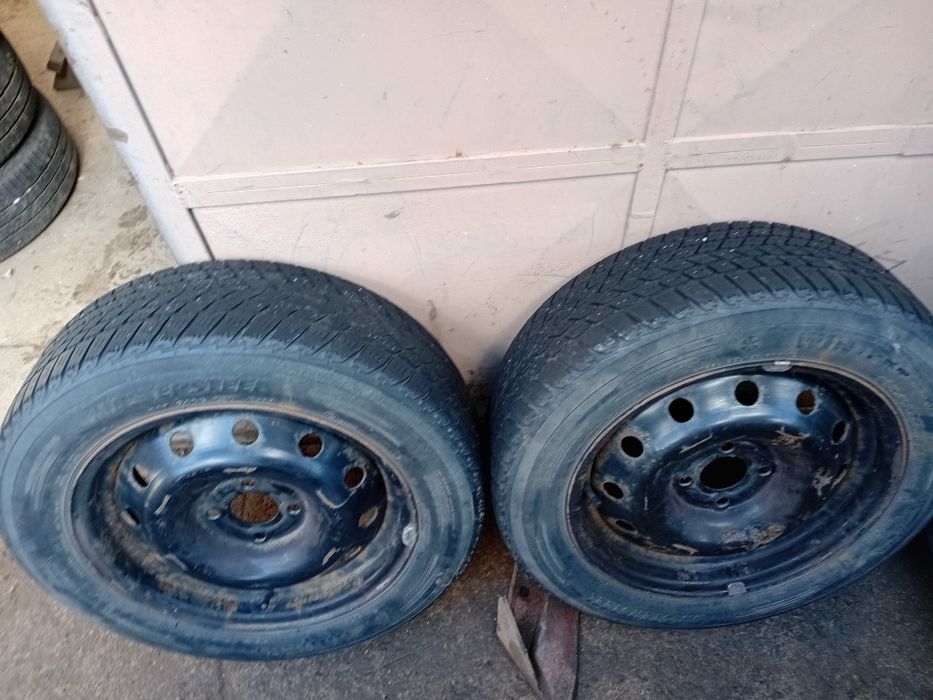 De vânzare anvelope