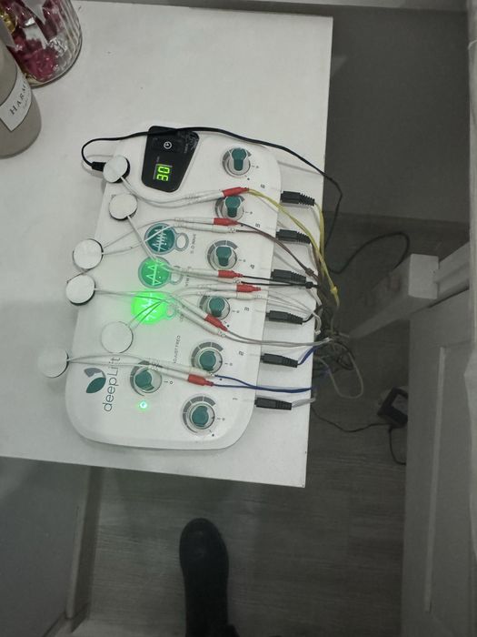 Electrostimulare faciala Rowe