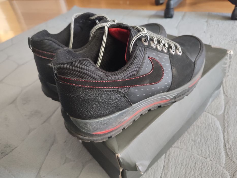 Мъжки маратонки Nike 43 Номер