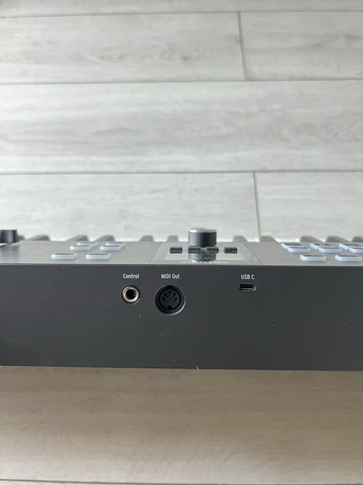 Arturia keylab essential 88
