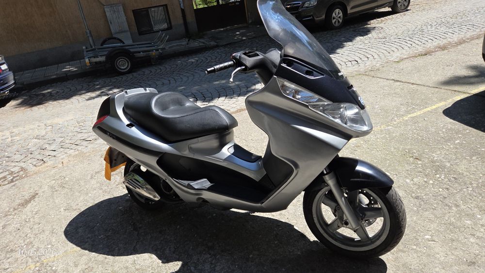 Piaggio x8 125 кубика
