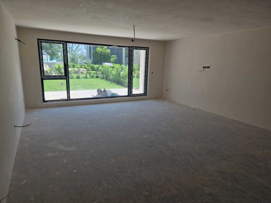 Продава се Мезонет в Варна, м-т Траката - 160 кв.м за 2244 €/кв.м - Снимка #1