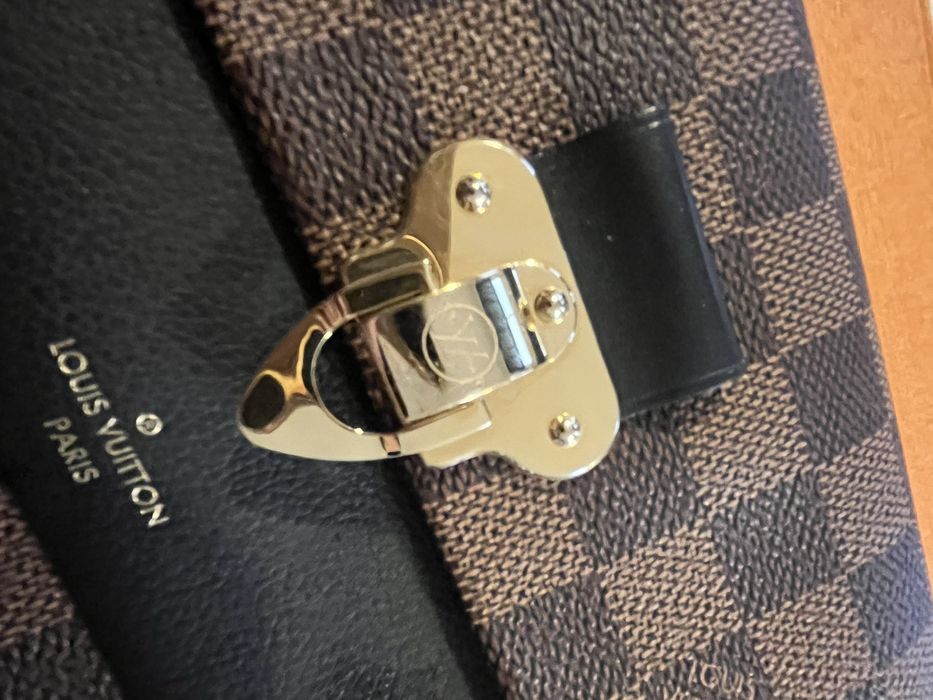 Vând geanta autentica Louis Vuitton Vavin