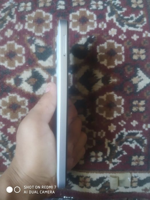 TECNO Spark 4+4/128gb ideal