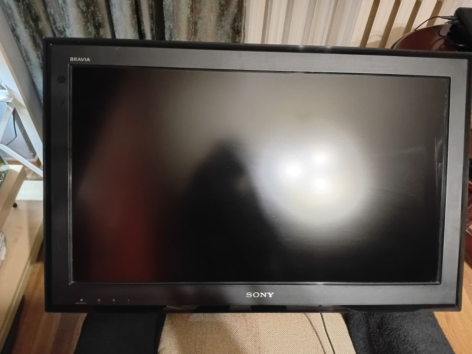 Продам телевизор б/у 70.000 тенгее.