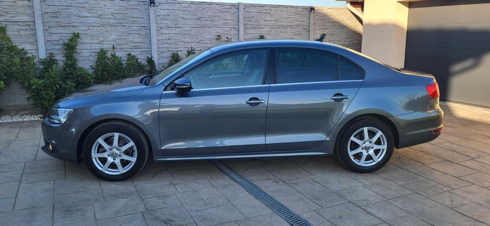 Volkswagen Jetta Cutie automata DSG