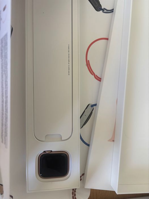 Apple Watch SE Pink Gold