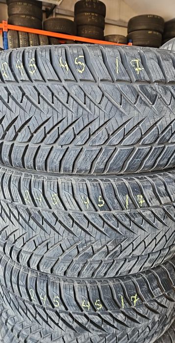 245/45/17цола.Goodyear.