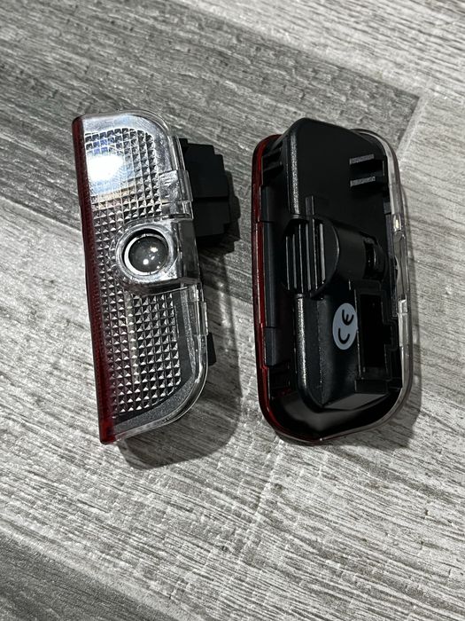 Set doua lampi proiectoare logo Led dedicate