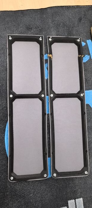 Vând 2 perechi de boxe, Magnat Monitor 1000 și Phonic SE-207