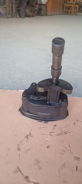 Маслянный насос мерседес 814