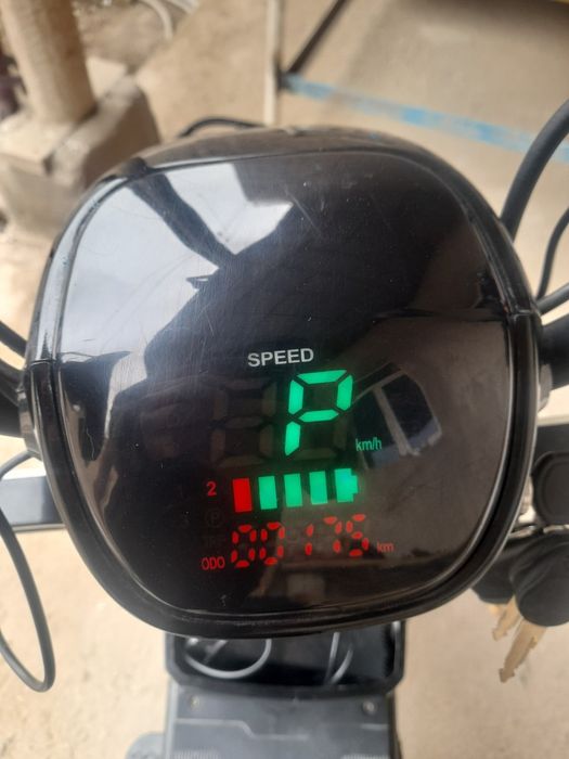 Bonvi elektro skuter sotiladi