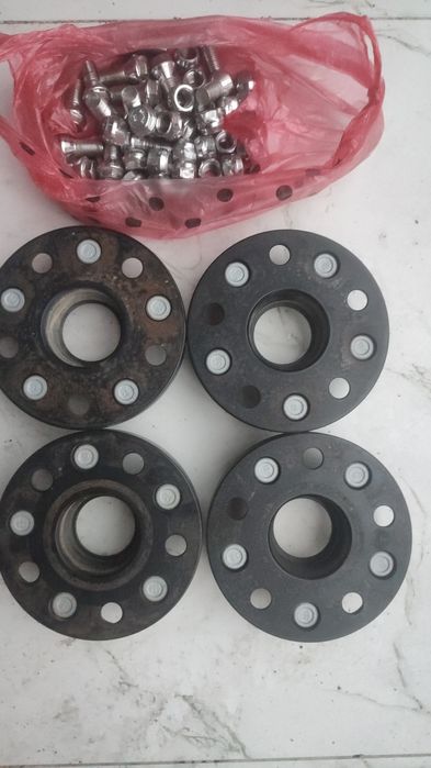 Проставка 3 см почти новые