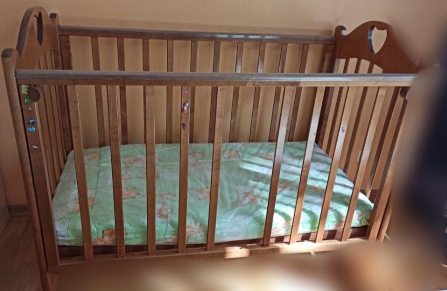 Манеж,детская кроватка