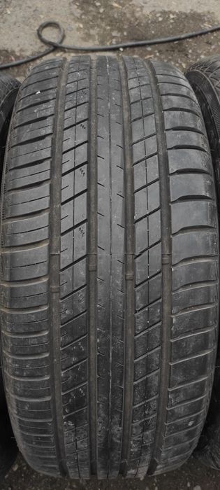 Комплект шин 255/55/19 Roadx